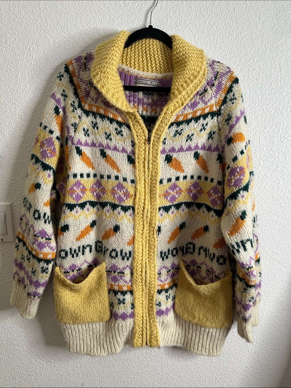 Kimchi blue Chunky Yellow Collar Patterned Women’s Sweater Cardigan size ML - Picture 2 of 5